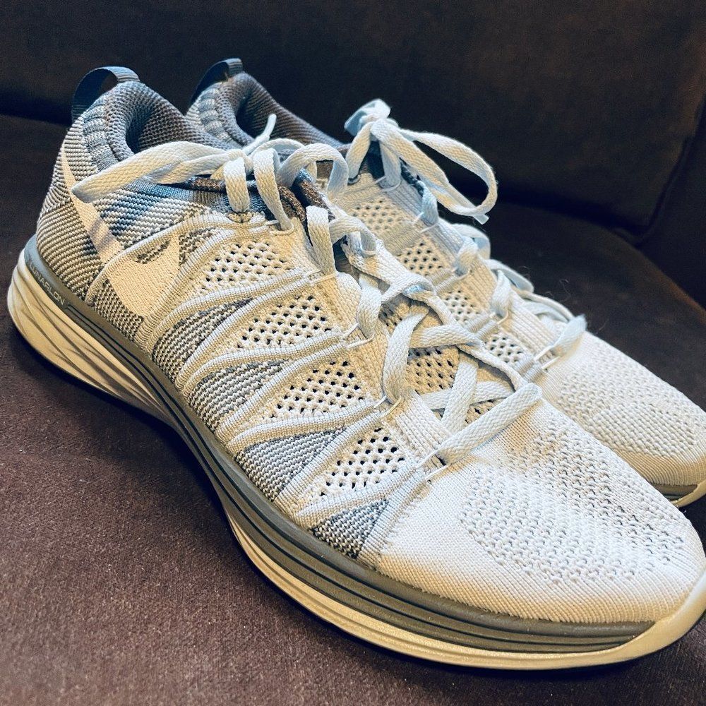 NIKE flyknit Lunar 2 white black cookies cream 8
